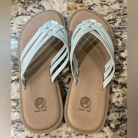 High Tide super “soft cross cross flip flop” sandal - Picture 3 of 8